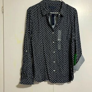 NWT Tommy Hilfiger button down heritage shirt size large, utility tab sleeves